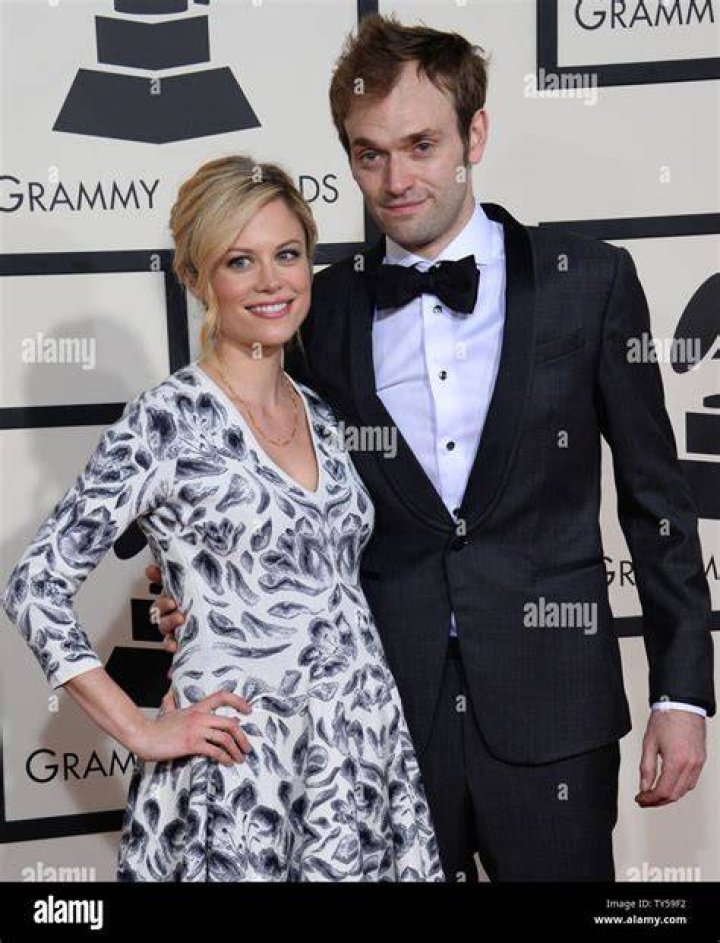 claire-coffee-grammys-2015-grammy-awards