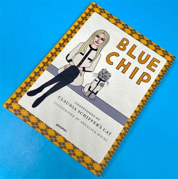 Claudia Schiffer at a book signing in Berlin.
