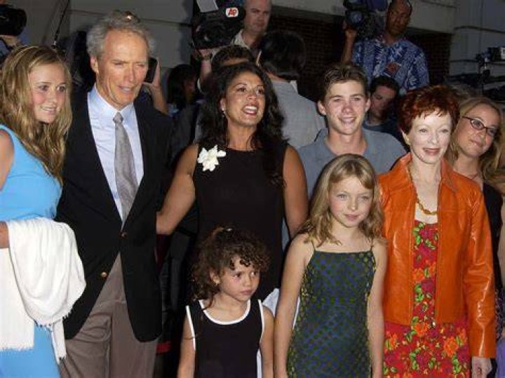 Clint Eastwood With His Kids At The &lsquo;Sully&rsquo; Premiere