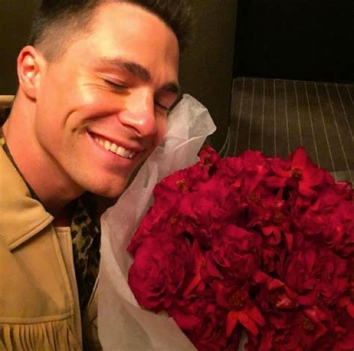 colton-haynes-flowers