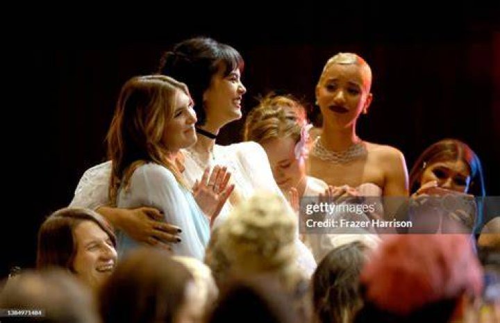 Courtney Eaton, Sophie N&eacute;lisse & Jasmin Savoy Brown In Season 2