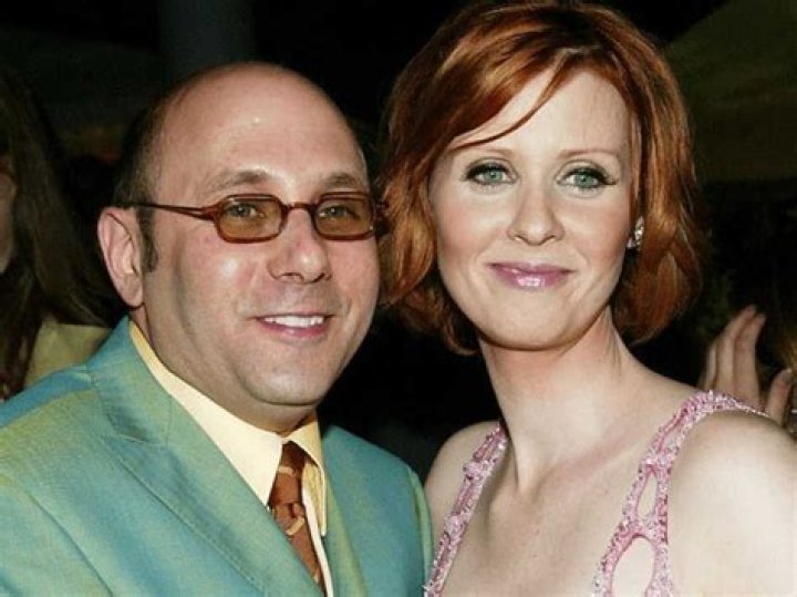 Cynthia Nixon Poses With Willie Garson On Set Of &lsquo;And Just Like That&hellip;&rsquo;