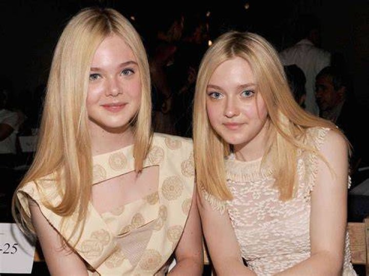 Dakota Fanning Elle Fanning 