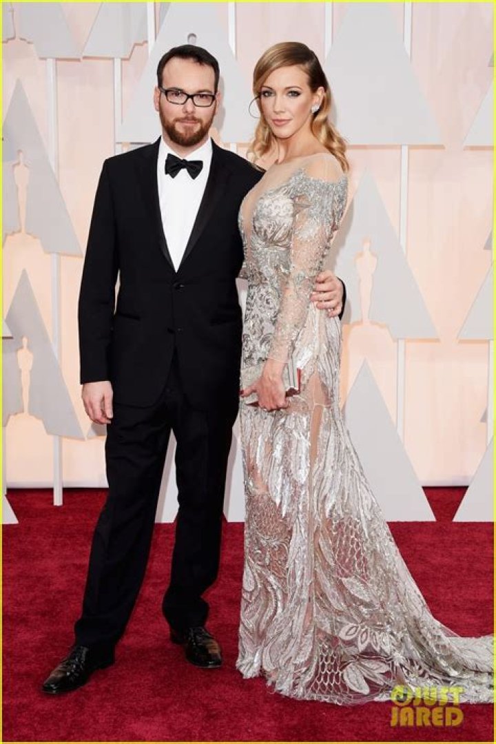 dana-brunetti-katie-cassidy-oscars-2015-academy-awards