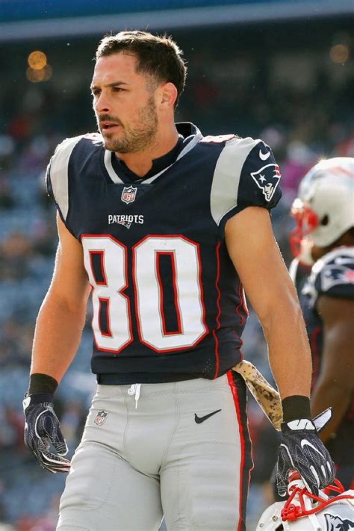 danny-amendola-hot-football-player-gty