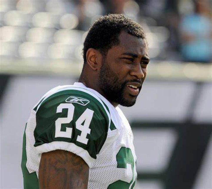 darrelle-revis-7