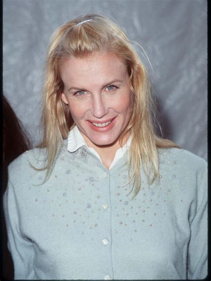 Daryl Hannah Young Looks Like a Princess at the SAG Awards