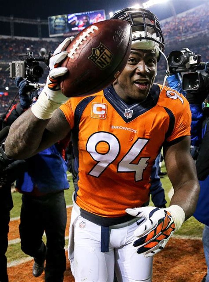 DeMarcus-Ware-gty