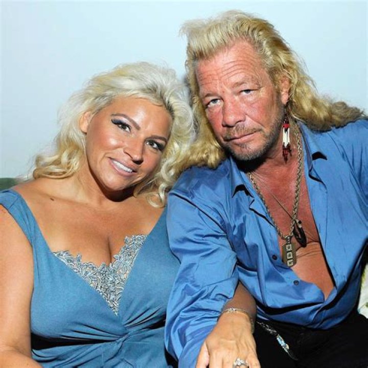 Dog Chapman, Lyssa, and Beth Chapman in a vehicle