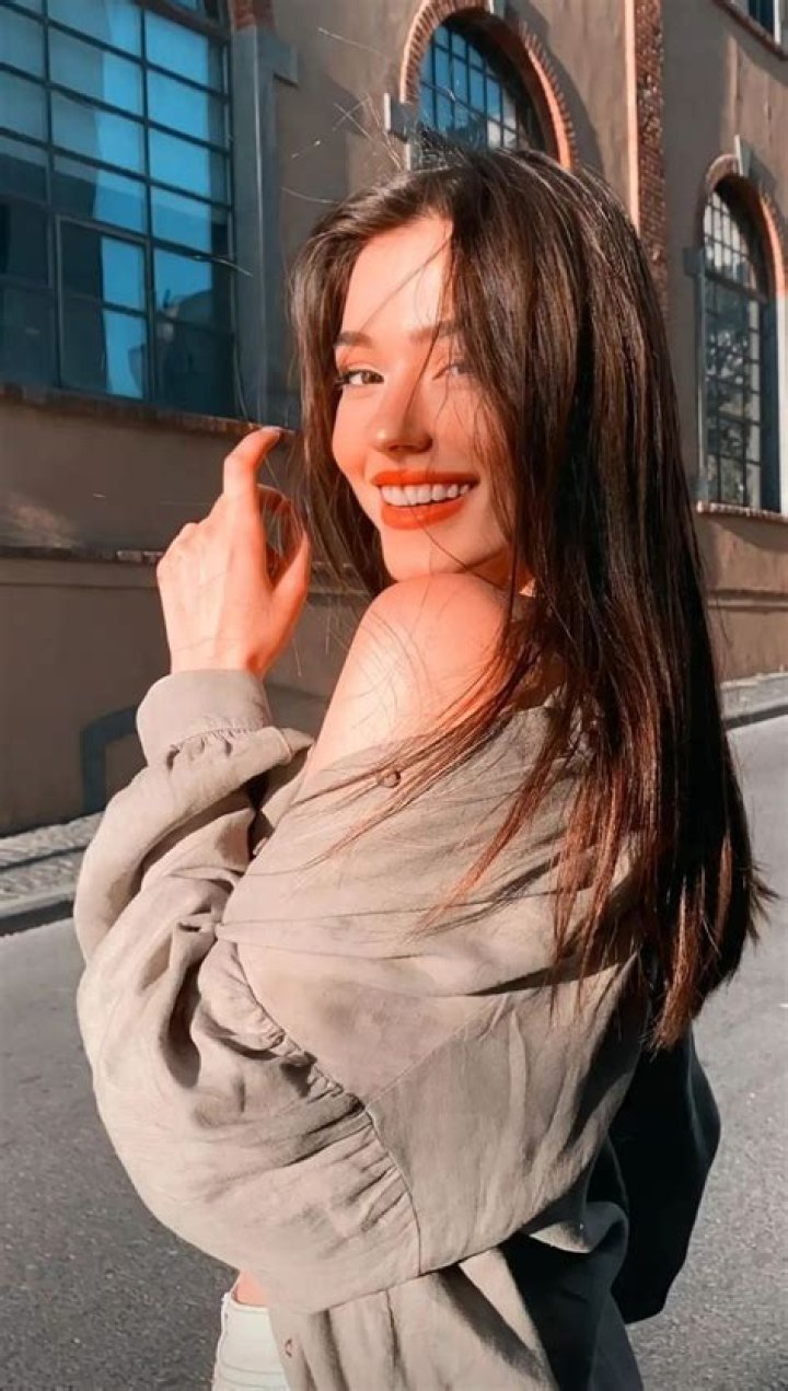 Dounia Poses For Camera