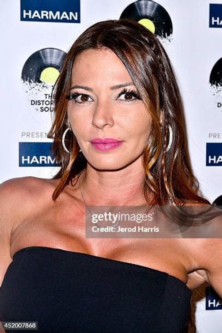 drita-davanzo-grammys-2015-grammy-awards