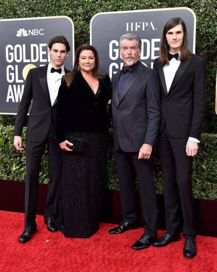 Dylan Brosnan, Keely Shaye Smith, Pierce Brosnan, and Paris Brosnan attending the 77th Golden Globe Awards Arrivals at The Beverly Hilton, Los Angeles, CA, USA on January 5, 2020. 77th Golden Globe Awards - LA - Arrivals, Los Angeles, United States - 05 Jan 2020