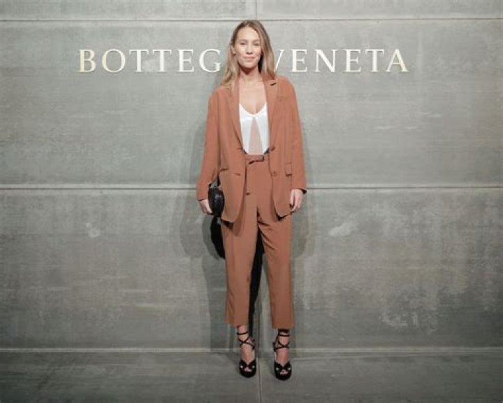 Dylan Penn At The Bottega Veneta show