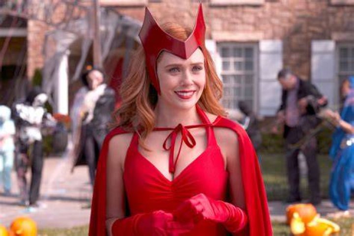 Elizabeth Olsen in &lsquo;Wandavision&rsquo;