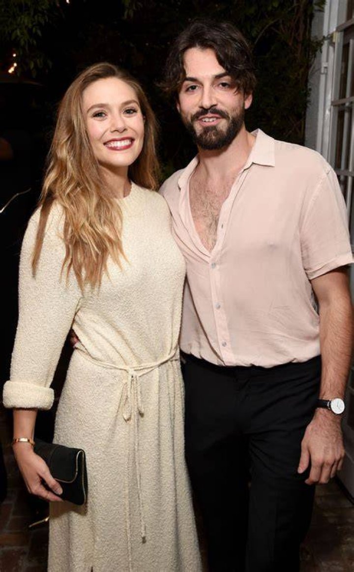 Elizabeth Olsen & Robbie Arnett in 2017