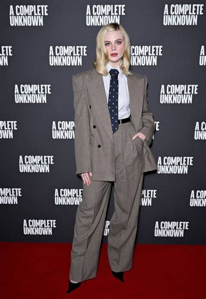 Elle Fanning At A Photocall For &lsquo;The Roads Not Taken&rsquo;