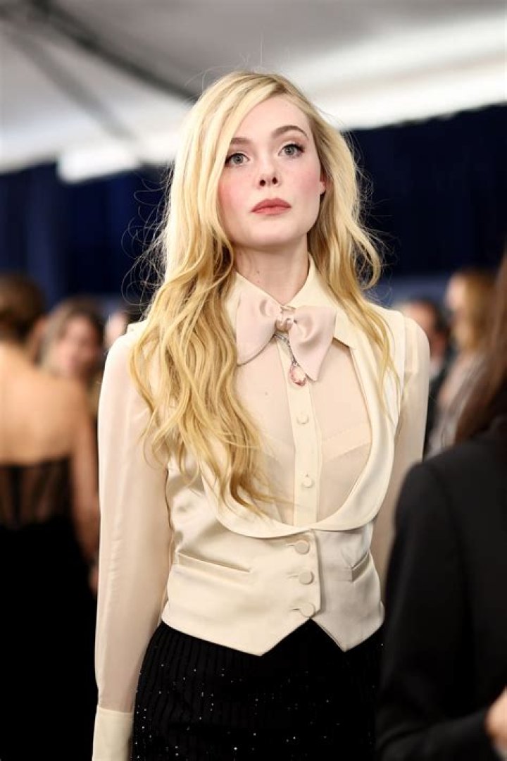 Elle Fanning At The 2022 Critics Choice Awards
