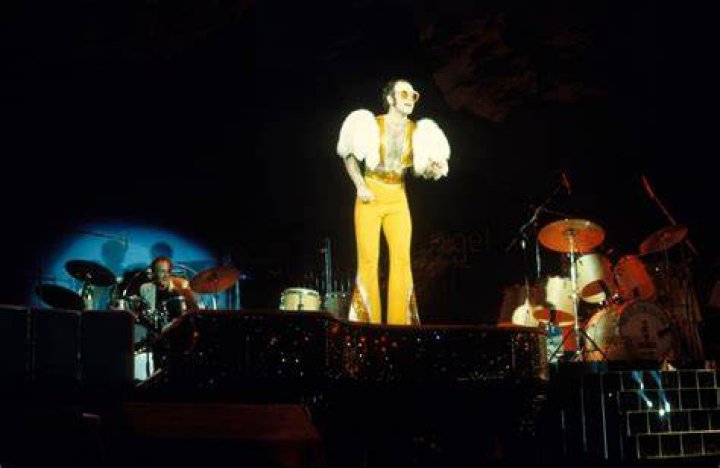 Elton John Glitters In Gold