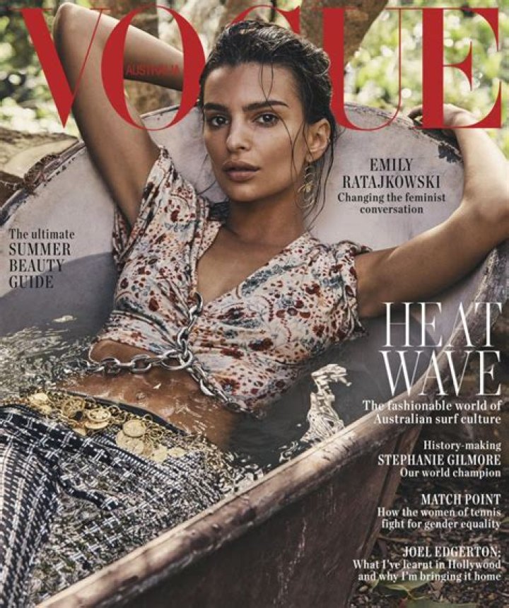 Emily Ratajkowski At A &lsquo;Vogue&rsquo; Event