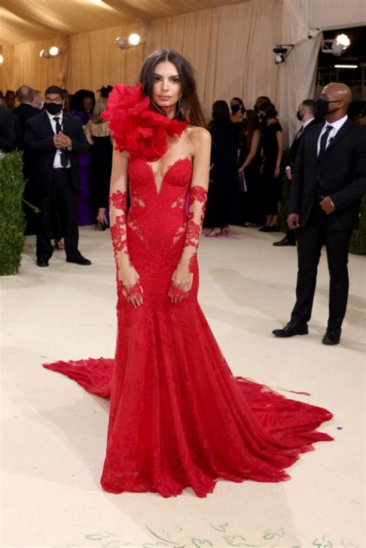 Emily Ratajkowski At The 2021 CFDA Fashion Awards