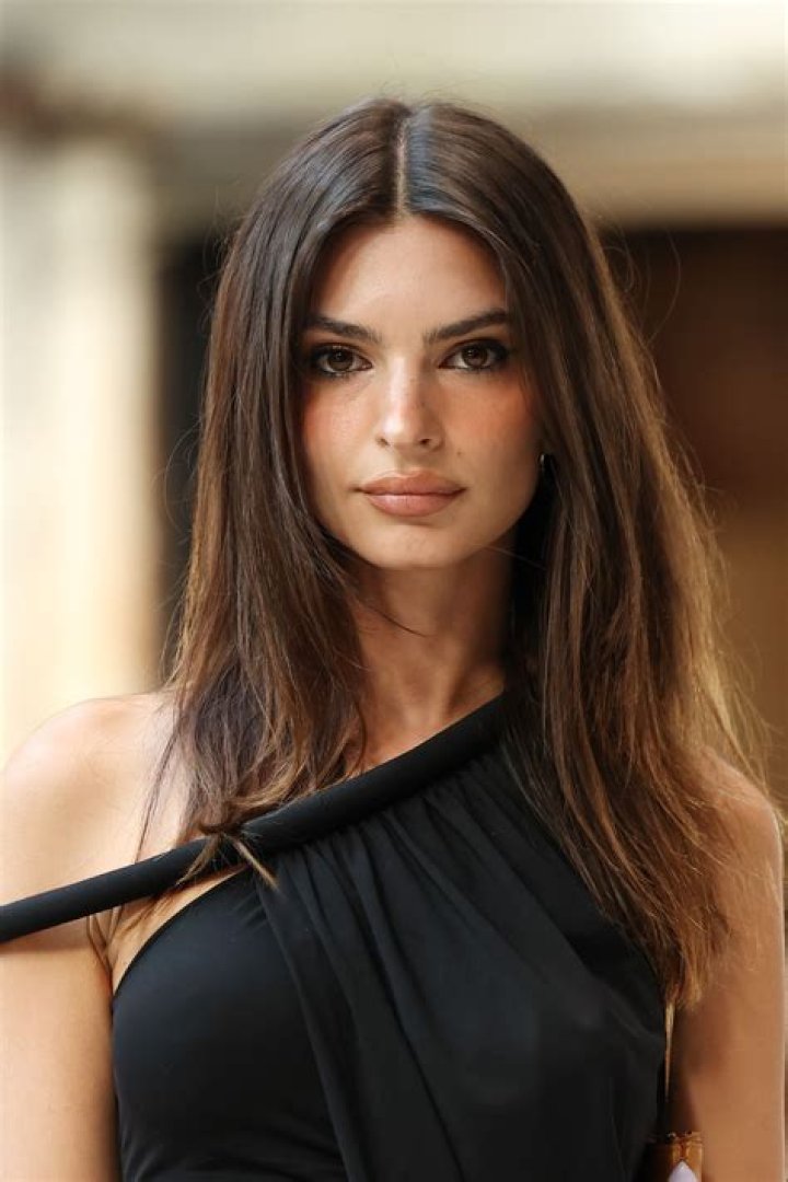 emily-ratajowski