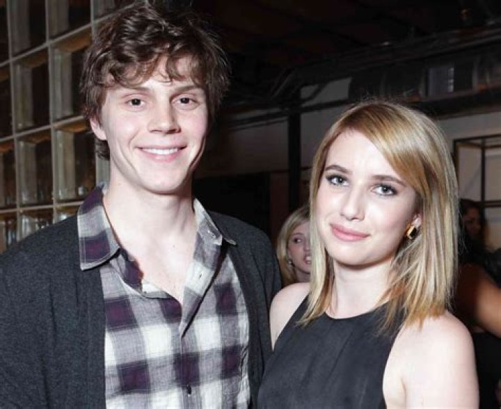 Emma Roberts and Evan Peters Emma Roberts and Evan Peters out and about in Los Angeles, America - 01 Apr 2014 Emma Roberts and boyfriend Evan Peters checking out the latest gossip at the book stands in Los Angeles
