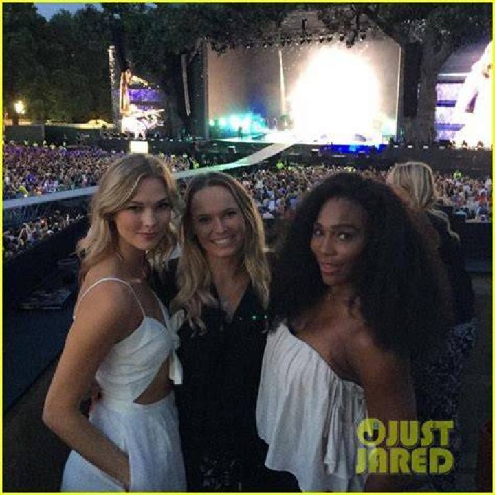 emma-watson-joins-taylor-swifts-crew