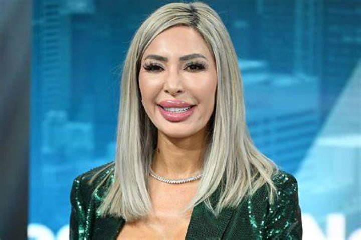 EXCLUSIVE: Farrah Abraham displays her new derri&egrave;re in a neon green bikini during a visit to a friends house in Los Angeles. 18 May 2020 Pictured: Farrah Abraham. Photo credit: MEGA TheMegaAgency.com +1 888 505 6342 (Mega Agency TagID: MEGA667665_005.jpg) [Photo via Mega Agency]