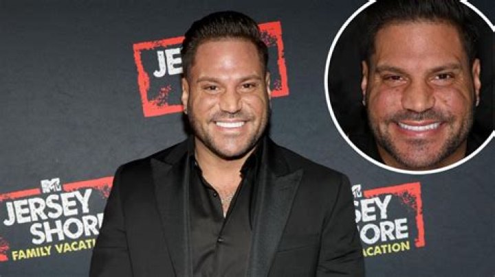 EXCLUSIVE: Ronnie Ortiz-Magro and Jen Harley celebrate the launch of Verge CBD - Los Angeles. 03 Oct 2019 Pictured: Ronnie Ortiz-Magro, Jen Harley. Photo credit: Jen Lowery / MEGA TheMegaAgency.com +1 888 505 6342 (Mega Agency TagID: MEGA519749_017.jpg) [Photo via Mega Agency]