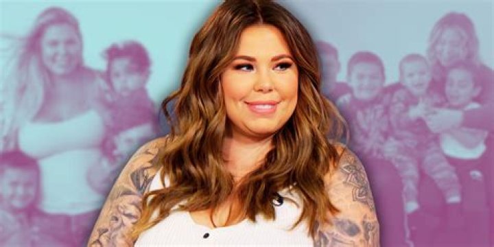 EXCLUSIVE: Teen Mom Kailyn Lowry was recently seen house hunting in Los Angeles with her son Lux. The Teen mom star was seen checking out a $2.3million dollar home in the Valley with a friend and her son, and was all smiles as she exited the house. 25 Oct 2017 Pictured: Kailyn Lowry and Lux Lowry. Photo credit: Snorlax / MEGA TheMegaAgency.com +1 888 505 6342 (Mega Agency TagID: MEGA105918_001.jpg) [Photo via Mega Agency]