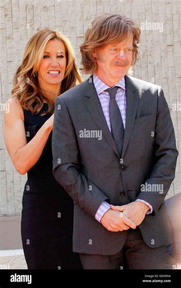 Felicity Huffman and her husband William H Macy arriving at Boston Criminal Court today is her sentencing in the college bribery scandal Pictured: Felicity Huffman,William H Macy Ref: SPL5115589 130919 NON-EXCLUSIVE Picture by: Elder Ordonez / SplashNews.com Splash News and Pictures Los Angeles: 310-821-2666 New York: 212-619-2666 London: +44 (0)20 7644 7656 Berlin: +49 175 3764 166 World Rights, No Portugal Rights