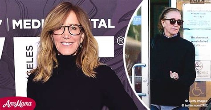 Felicity Huffman begins her community service at a teen rehab center. 03 Nov 2019 Pictured: Felicity Huffman. Photo credit: MEGA TheMegaAgency.com +1 888 505 6342 (Mega Agency TagID: MEGA541164_011.jpg) [Photo via Mega Agency]