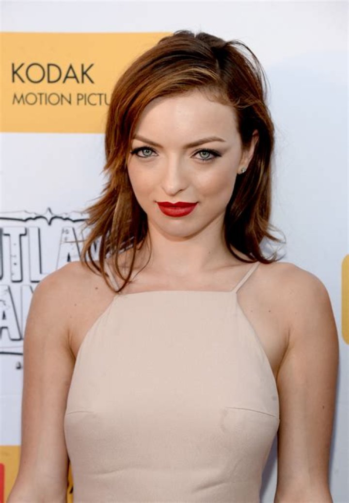 Francesca-Eastwood-gallery-1