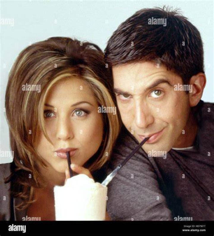 FRIENDS, Jennifer Aniston, David Schwimmer, 'The One Where No One Proposes', (Season 9, epis. #901, aired 09-26-2002), 1994-2004, &copy; Warner Bros. / Courtesy: Everett Collection