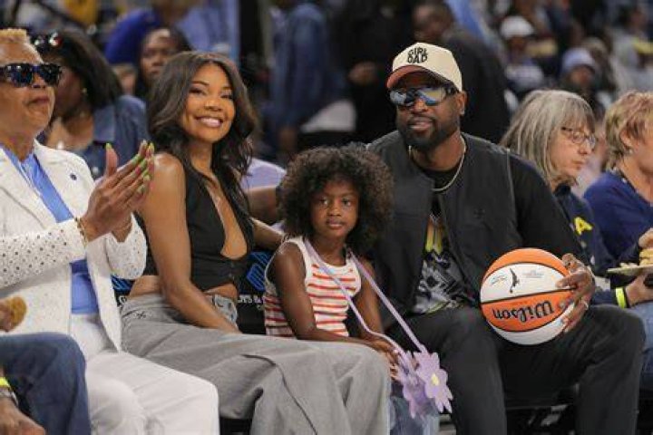 Gabrielle Union, Dwyane Wade, Kaavia James Union Wade