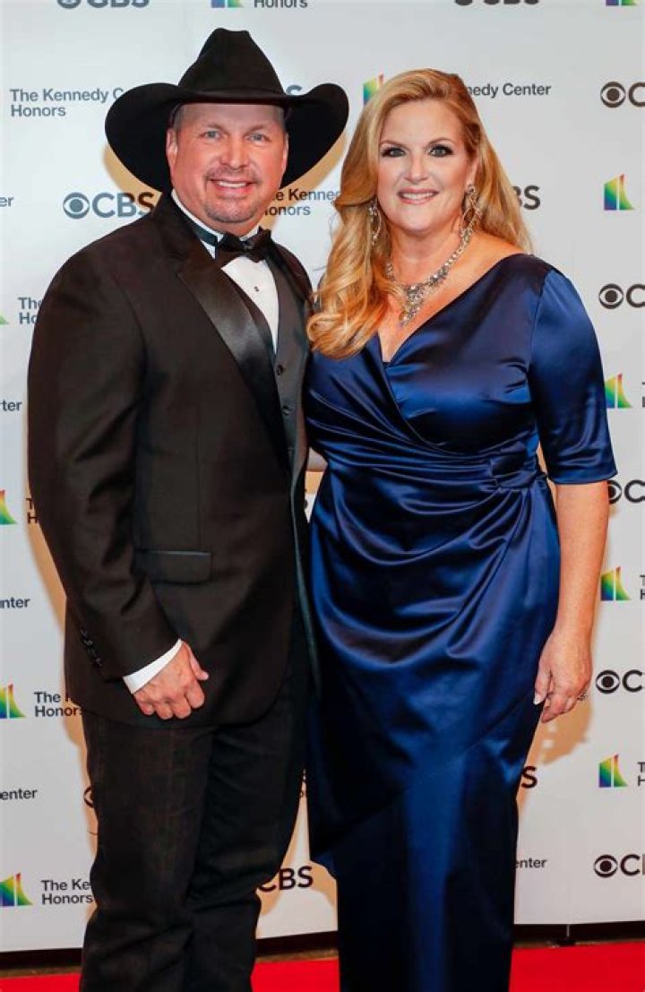 Garth Brooks & Trisha Yearwood At The CMA Awards