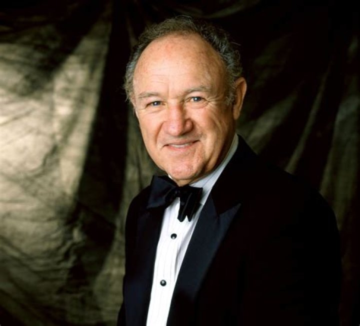 Gene Hackman Gene Hackman co-stars in Warner Bros.-Seven Arts? Bonnie and Clyde, starring Warren Beatty and Faye Dunaway, produced by Warren Beatty, directed by Arthur Penn INn Technicolor in April 1968 Gene Hackman, USA