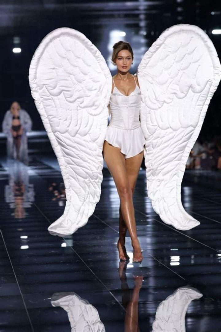 Gigi Hadid At Victoria&rsquo;s Secret Fashion Show