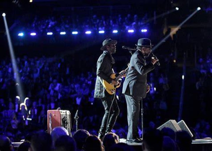 grammy-show-moments-37-ftr