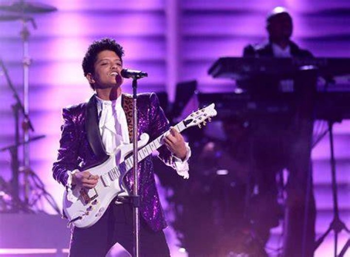 grammy-show-moments-54-ftr