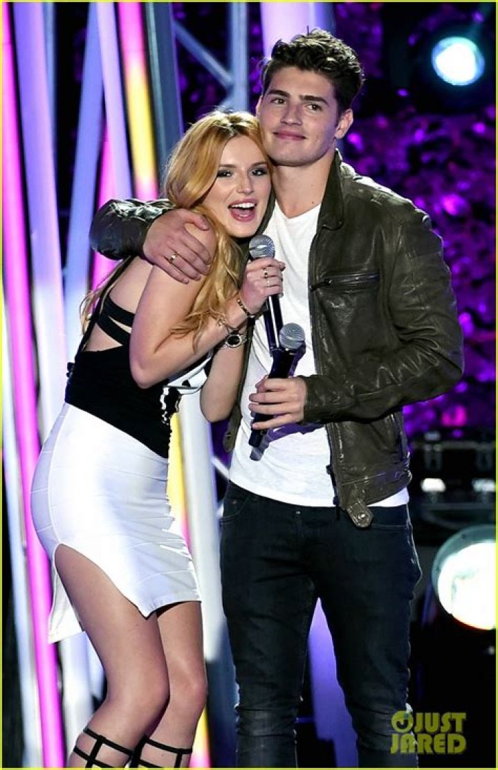 Gregg Sulkin Bella Thorne Cheating