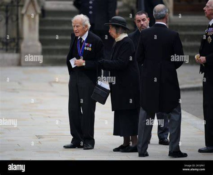 Guests Arriving To The Funeral