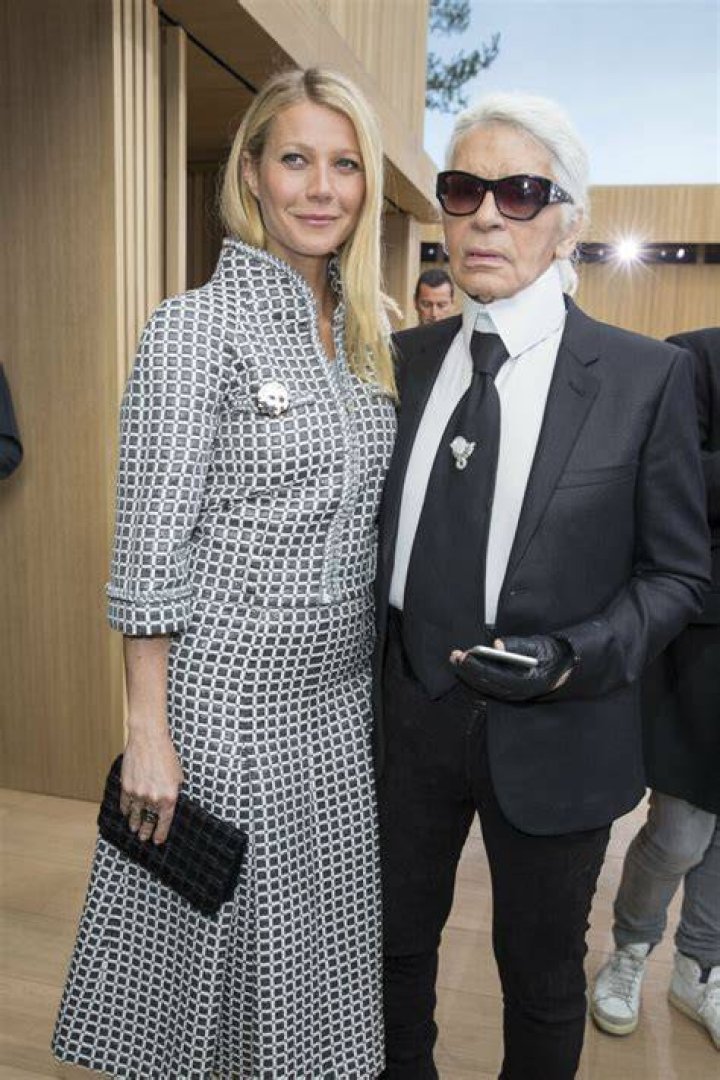 Gwyneth Paltrow and Karl Lagerfeld in the front rowChanel show, Spring Summer 2016, Haute Couture, Paris Fashion Week, France - 26 Jan 2016
