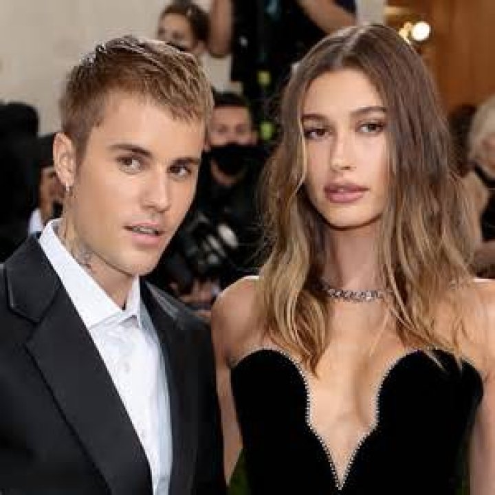 Hailey Bieber At The 2015 Met Gala