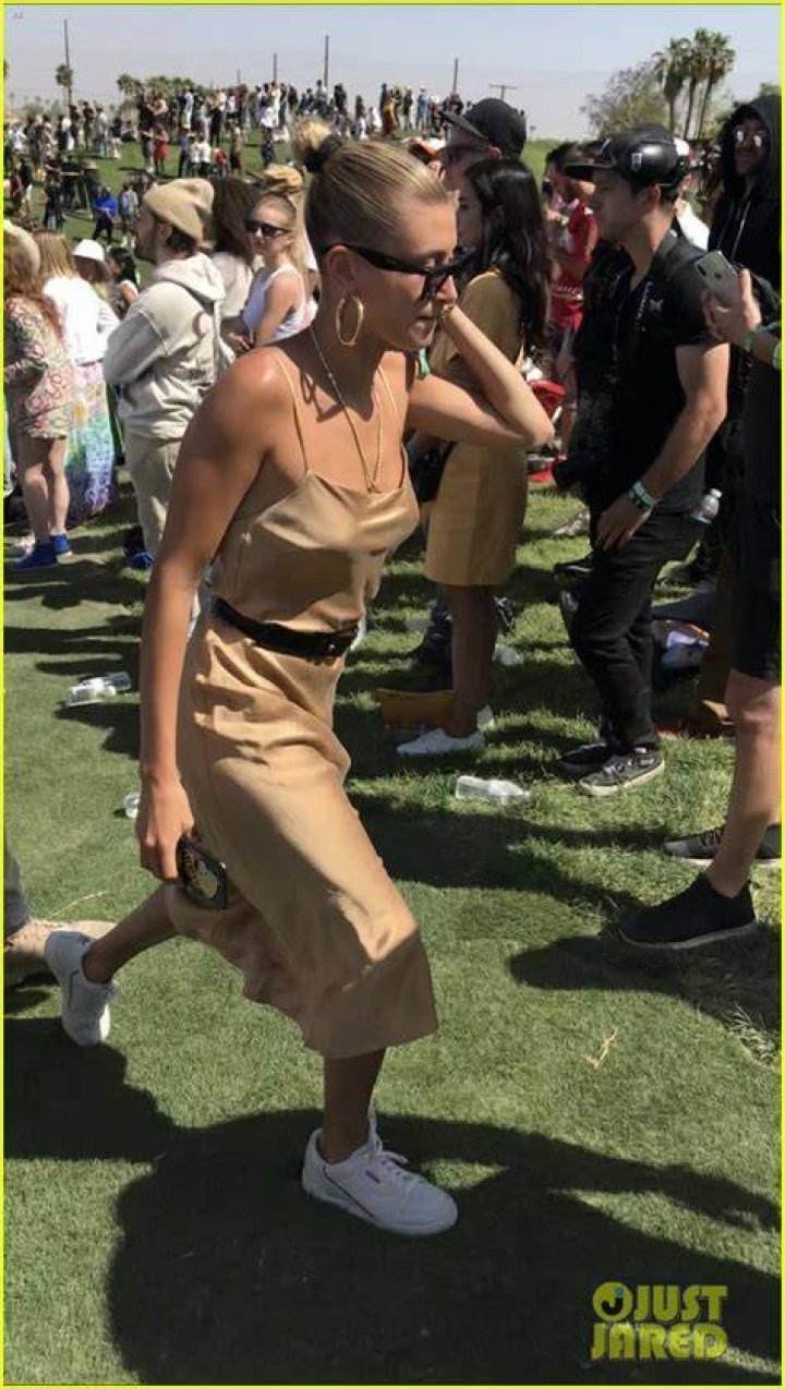 hailey-bieber-coachella-sunday-service