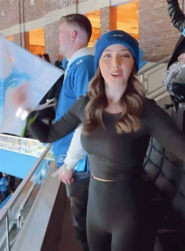 Hailie Jade crop top