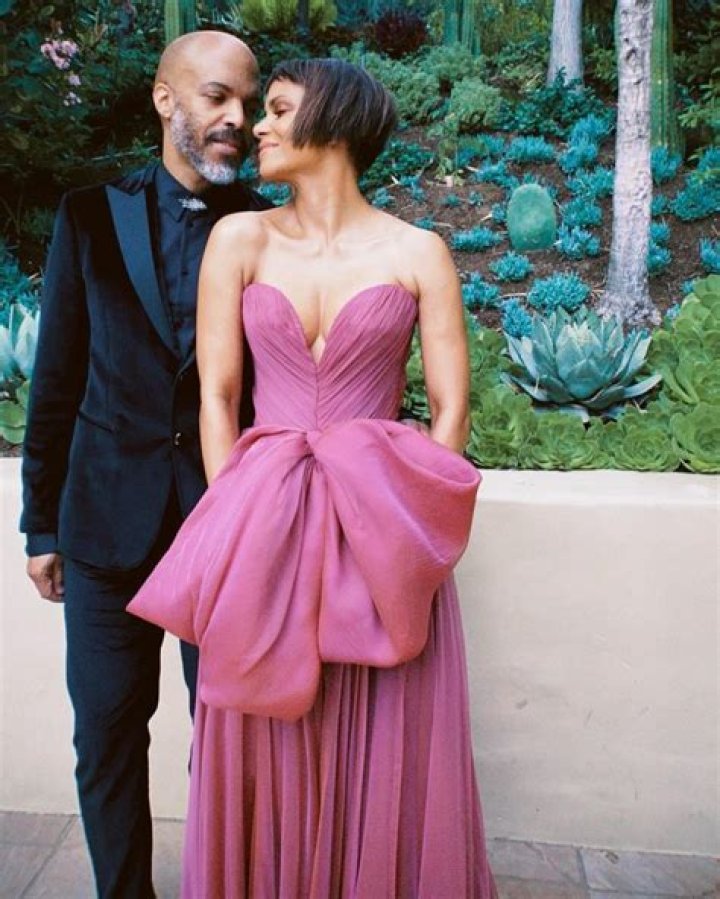 Halle Berry wearing Dolce & Gabbana with Samer Halimeh earrings arrives at the 27th Annual Critics' Choice Awards held at the Fairmont Century Plaza Hotel on March 13, 2022 in Century City, Los Angeles, California, United States. 27th Annual Critics' Choice Awards - Arrivals, Fairmont Century Plaza Hotel, Century City, Los Angeles, California, United States - 14 Mar 2022