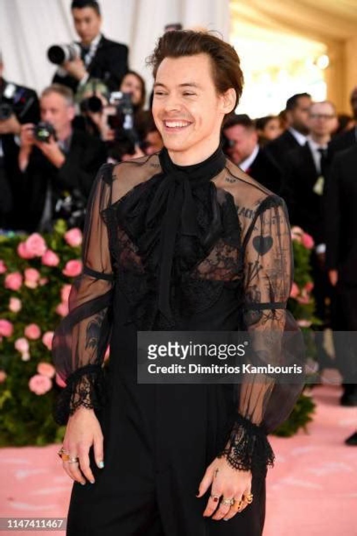 Harry Styles attends The Metropolitan Museum of Art's Costume Institute benefit gala celebrating the opening of the "Camp: Notes on Fashion" exhibition, in New York Costume Institute Benefit celebrating the opening of Camp: Notes on Fashion, Arrivals, The Metropolitan Museum of Art, New York, USA - 06 May 2019
