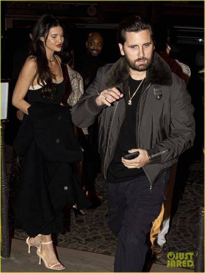 Holly Scarfone, Scott Disick