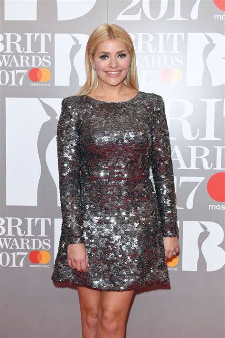 holly-willoughby-brit-awards-2017